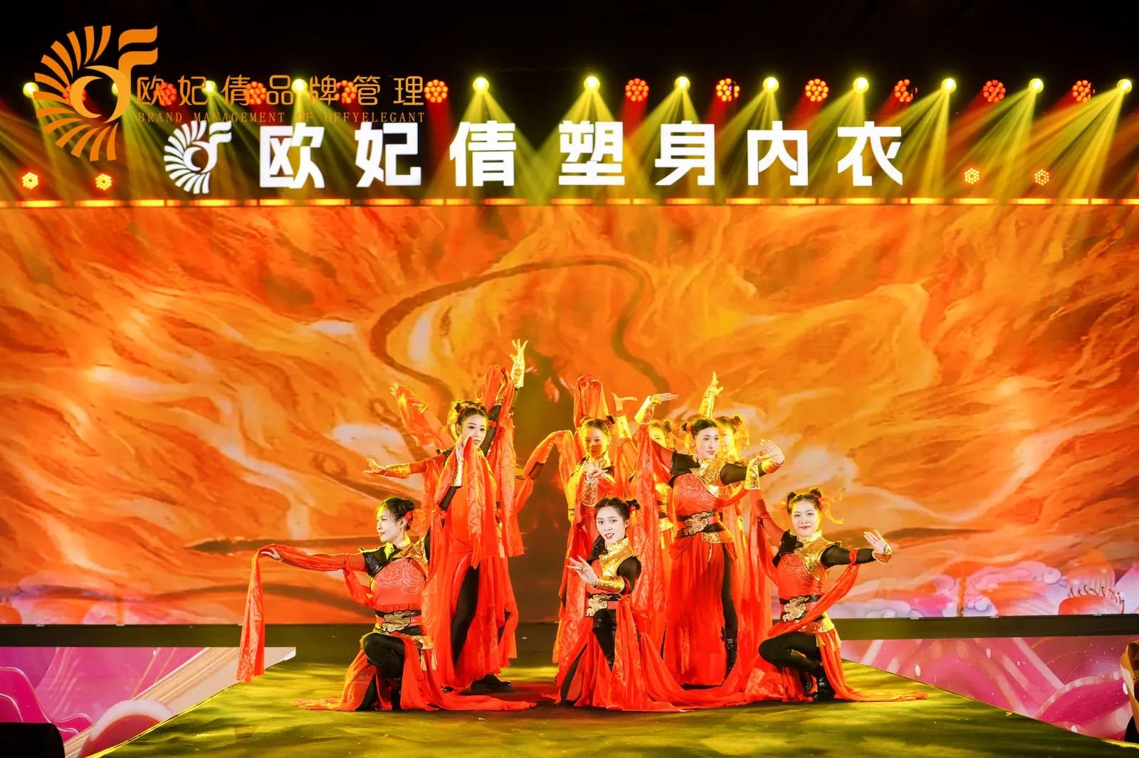 1752050449474177.jpg 1752050449474177.jpg